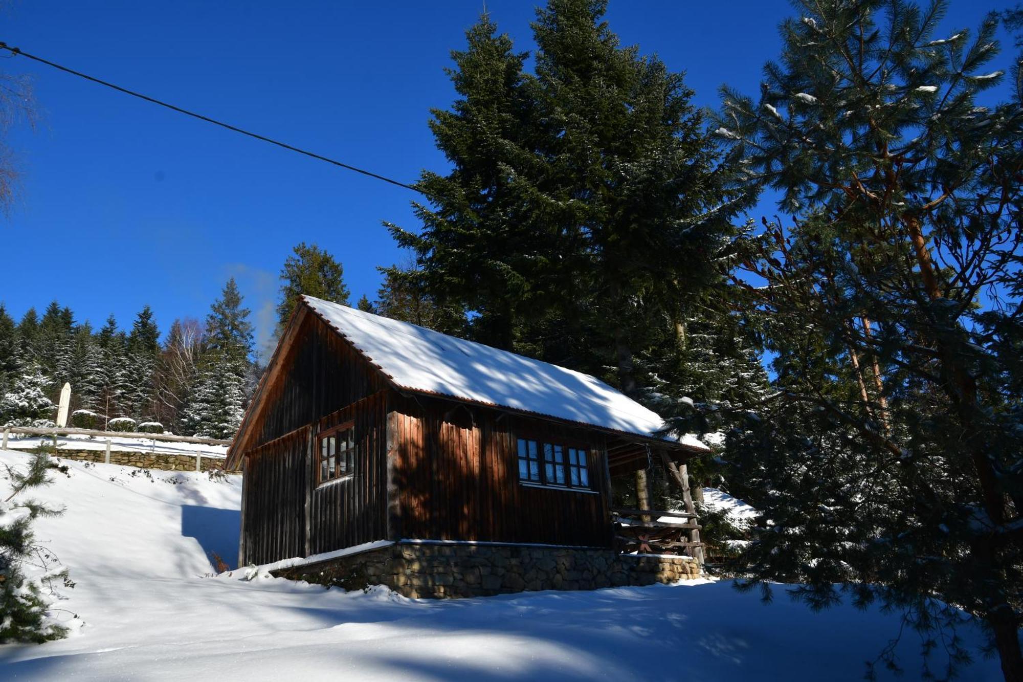 Bed and Breakfast Gosciniec Pod Lubomirem à Weglowka  Extérieur photo